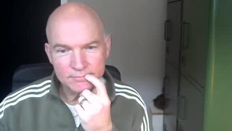 Snapshot of kapitein_rob chatting on December 21, 2024, 12:49 pm Robbie online show from December 21, 2024, 12:49 pm