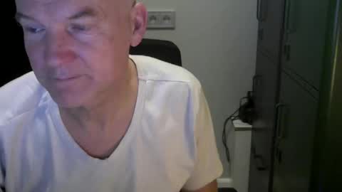 Snapshot of kapitein_rob chatting on February 2, 2025, 5:42 am Robbie online show from February 2, 2025, 5:42 am