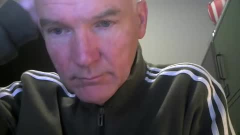 Snapshot of kapitein_rob chatting on November 18, 2025, 5:45 am Robbie online show from November 18, 2025, 5:45 am