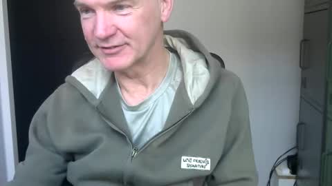 Snapshot of kapitein_rob chatting on February 15, 2026, 7:51 am Robbie online show from February 15, 2026, 7:51 am