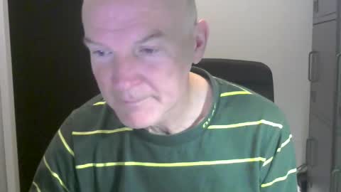 Snapshot of kapitein_rob chatting on April 1, 2026, 4:13 am Robbie online show from April 1, 2026, 4:13 am