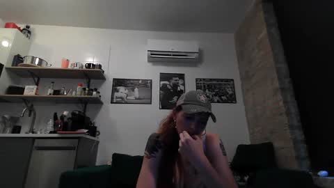 Snapshot of kapri_sun chatting on September 14, 2025, 11:04 pm kapri_sun online show from September 14, 2025, 11:04 pm