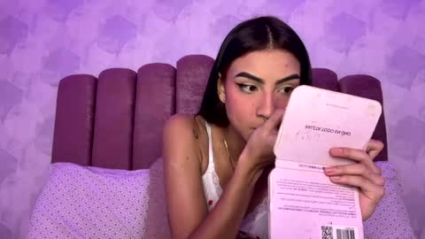 karen_roxe online show from May 11, 2026, 9:56 pm