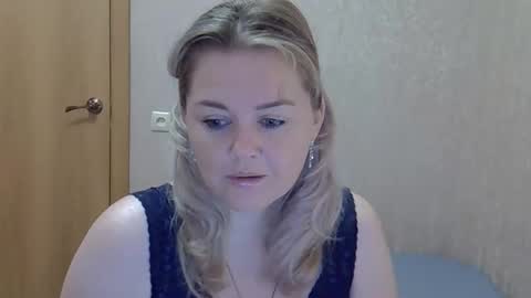 karennelsonx online show from October 11, 2025, 1:20 pm