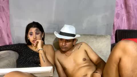 Snapshot of kariina_candy chatting on October 31, 2025, 2:23 am kariina candy and fox online show from October 31, 2025, 2:23 am