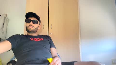 Snapshot of karim03larbi chatting on January 13, 2025, 1:06 pm karim03larbi online show from January 13, 2025, 1:06 pm