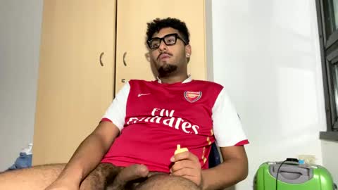 Snapshot of karim03larbi chatting on January 20, 2025, 9:11 pm karim03larbi online show from January 20, 2025, 9:11 pm