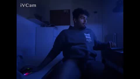 Snapshot of karim03larbi chatting on November 12, 2025, 3:23 pm karim03larbi online show from November 12, 2025, 3:23 pm