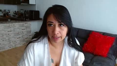 Snapshot of karime_lee chatting on May 29, 2026, 12:25 pm karime lee online show from May 29, 2026, 12:25 pm