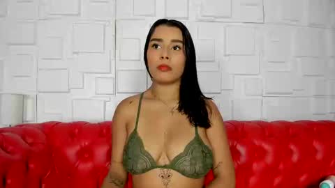 karina_aurora online show from February 6, 2025, 11:15 pm