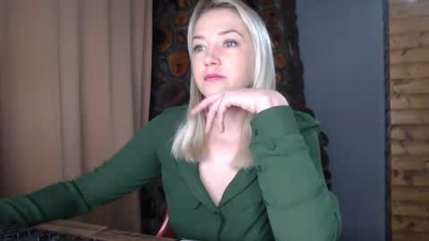 Snapshot of karina_fun chatting on February 17, 2026, 3:58 am karina online show from February 17, 2026, 3:58 am