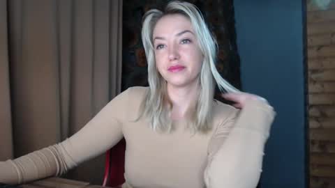 Snapshot of karina_fun chatting on March 3, 2026, 4:07 am karina online show from March 3, 2026, 4:07 am