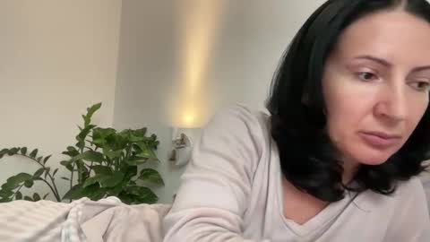 Karina online show from January 31, 2025, 11:24 am