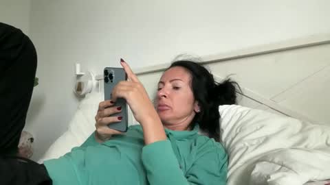 Karina online show from September 20, 2025, 5:52 am