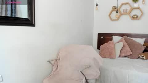 Snapshot of karinaebony_ chatting on February 20, 2025, 12:04 pm Karina online show from February 20, 2025, 12:04 pm