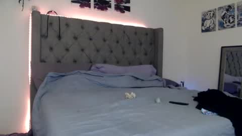 karinakummings online show from December 21, 2025, 10:55 am