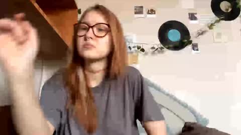 Snapshot of karinamuccia chatting on March 21, 2026, 7:24 am Karina online show from March 21, 2026, 7:24 am