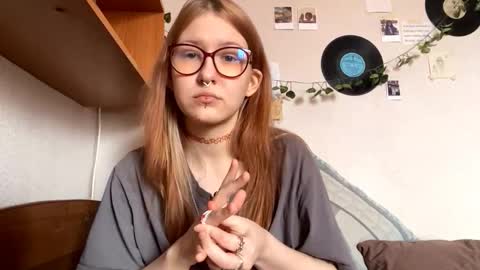 Snapshot of karinamuccia chatting on March 21, 2026, 8:19 am Karina online show from March 21, 2026, 8:19 am