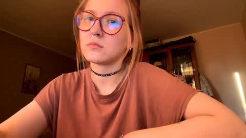 Snapshot of karinamuccia chatting on April 1, 2026, 1:41 pm Karina online show from April 1, 2026, 1:41 pm