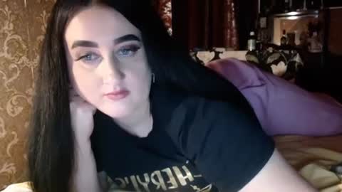 Snapshot of karinkabrunetka2 chatting on December 15, 2025, 8:24 pm karinkabrunetka2 online show from December 15, 2025, 8:24 pm