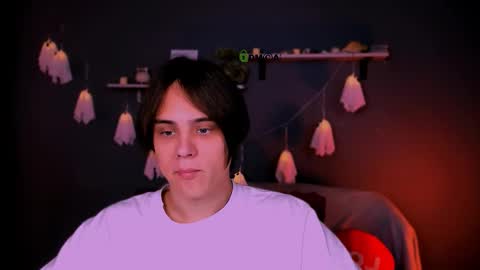 Snapshot of karl_mans chatting on November 1, 2025, 10:17 am Karl online show from November 1, 2025, 10:17 am