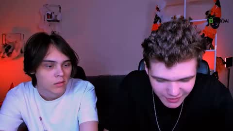 Snapshot of karl_mans chatting on November 2, 2025, 9:44 am Karl online show from November 2, 2025, 9:44 am