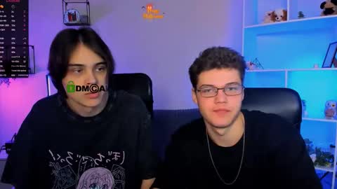 Snapshot of karl_mans chatting on November 5, 2025, 9:42 am Karl online show from November 5, 2025, 9:42 am