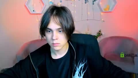 Snapshot of karl_mans chatting on November 15, 2025, 9:50 am Karl online show from November 15, 2025, 9:50 am