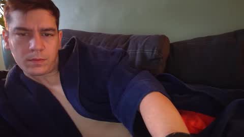 Snapshot of karl_mask chatting on December 8, 2024, 2:52 pm Karl online show from December 8, 2024, 2:52 pm