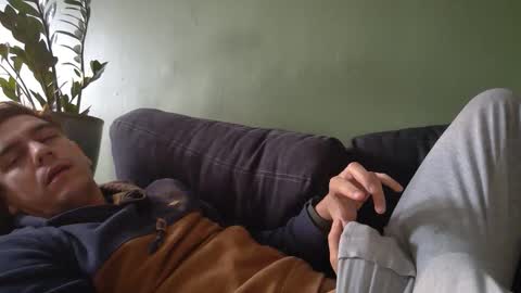 Snapshot of karl_mask chatting on December 10, 2024, 5:33 pm Karl online show from December 10, 2024, 5:33 pm