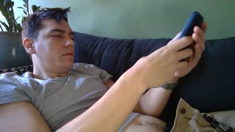 Snapshot of karl_mask chatting on December 13, 2024, 3:43 pm Karl online show from December 13, 2024, 3:43 pm