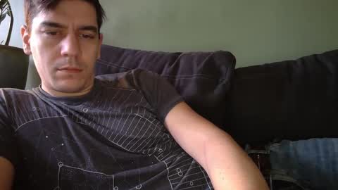 Snapshot of karl_mask chatting on January 3, 2025, 2:40 pm Karl online show from January 3, 2025, 2:40 pm