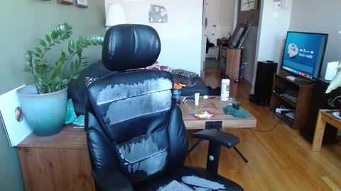 Snapshot of karl_mask chatting on March 7, 2025, 4:22 pm Karl online show from March 7, 2025, 4:22 pm