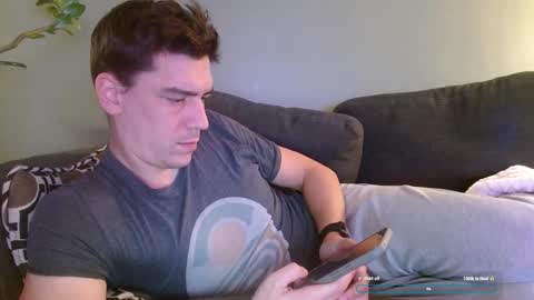 Snapshot of karl_mask chatting on December 17, 2025, 2:06 am Karl online show from December 17, 2025, 2:06 am