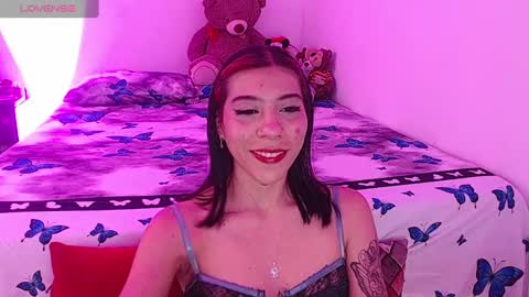 KARLA online show from September 19, 2025, 1:40 am