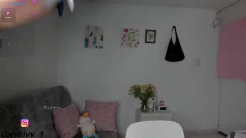 Ill be on at sunday see u Lynn  Could u help me to reach 100 Thmbs upp plssss   Independent girl 3 online show from March 19, 2026, 1:42 am