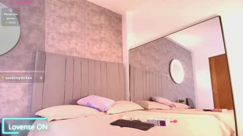 Snapshot of karla__ruiz chatting on September 19, 2025, 6:30 pm Karla online show from September 19, 2025, 6:30 pm