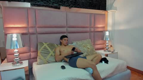 Karla  Alex  online show from February 3, 2025, 3:53 am