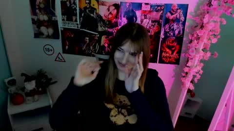 Karla online show from December 18, 2025, 1:39 pm