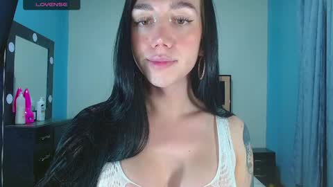 Snapshot of karla_zambrano chatting on April 20, 2026, 5:43 am karla online show from April 20, 2026, 5:43 am