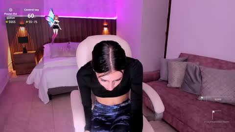 Snapshot of karlaa_james chatting on October 6, 2025, 11:07 am Karlaa  online show from October 6, 2025, 11:07 am