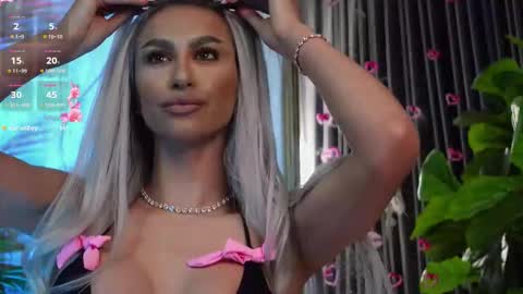 Snapshot of karlabart chatting on November 5, 2025, 8:09 pm KarlaBart online show from November 5, 2025, 8:09 pm