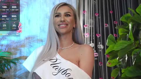 Snapshot of karlabart chatting on November 12, 2025, 8:08 pm KarlaBart online show from November 12, 2025, 8:08 pm