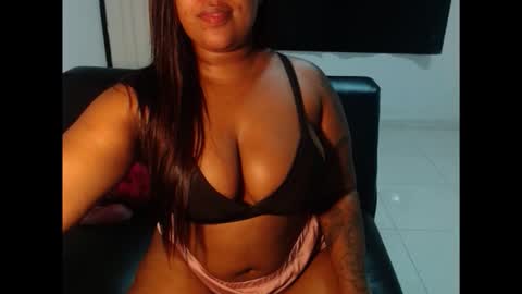 karlaluann online show from March 5, 2026, 12:12 pm