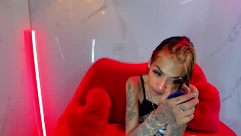karlaslutskinny__ online show from October 22, 2025, 3:40 am