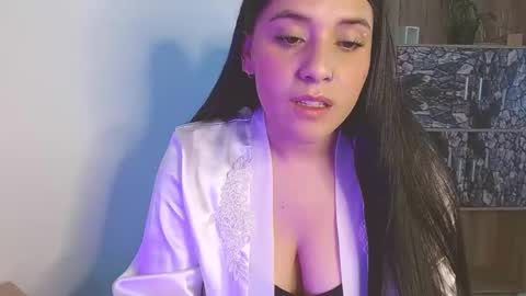 Snapshot of karlie_kloy chatting on February 17, 2025, 1:10 pm kloy online show from February 17, 2025, 1:10 pm