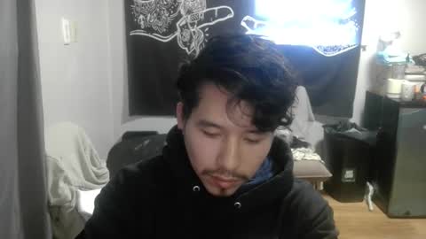 karloscm4 online show from February 27, 2025, 6:42 pm