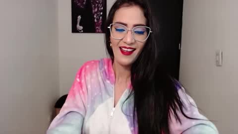 Snapshot of karlota_hank chatting on November 20, 2025, 4:45 am Karlis online show from November 20, 2025, 4:45 am