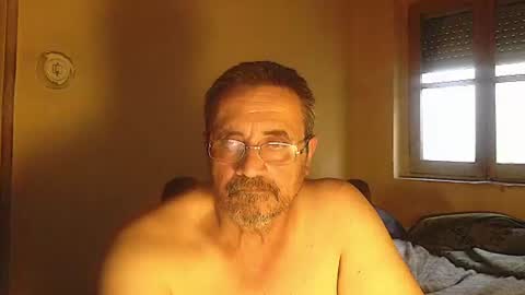 Snapshot of karlpal chatting on June 12, 2026, 6:40 pm karlpal online show from June 12, 2026, 6:40 pm