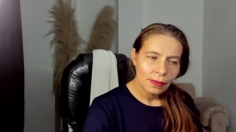 KARLYE online show from April 14, 2026, 2:28 am